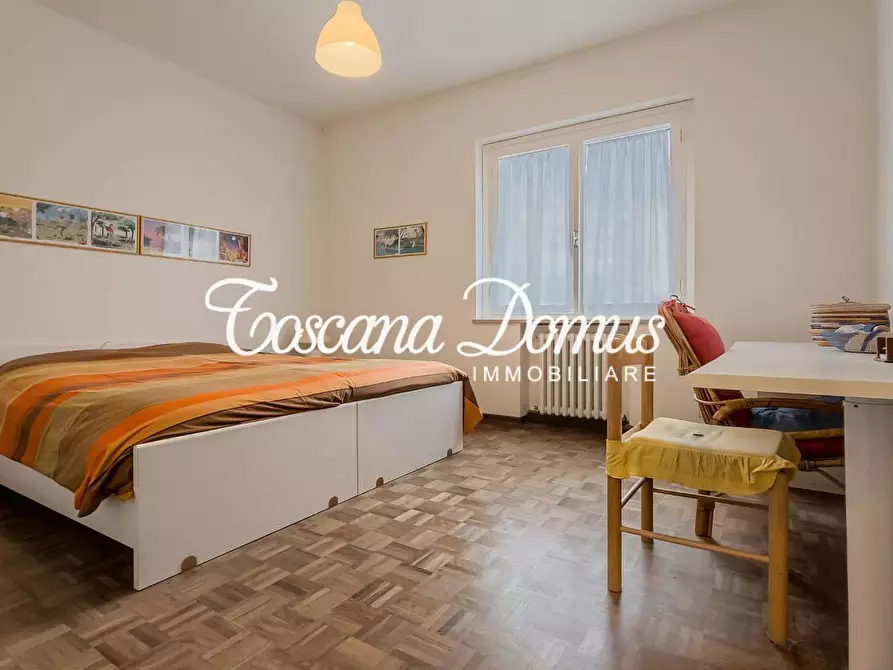 Immagine 15 di Appartamento in vendita  a Siena