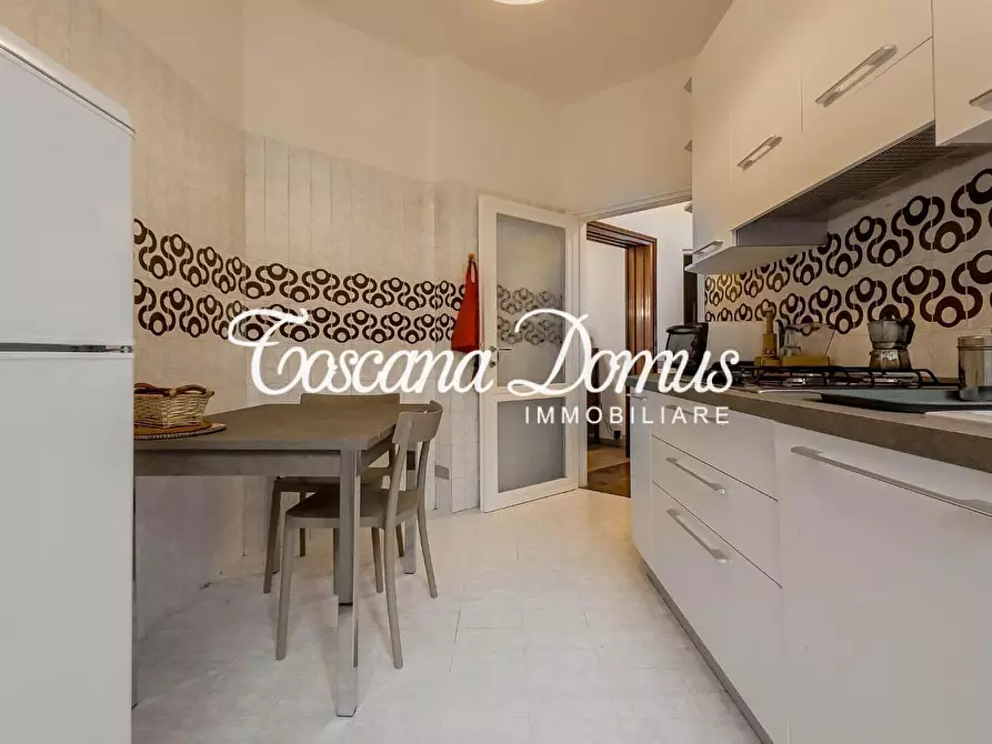 Immagine 13 di Appartamento in vendita  a Siena