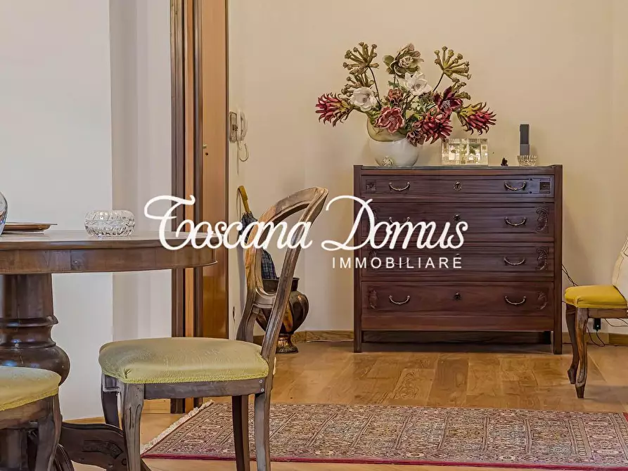 Immagine 9 di Appartamento in vendita  a Siena