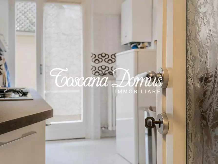 Immagine 10 di Appartamento in vendita  a Siena