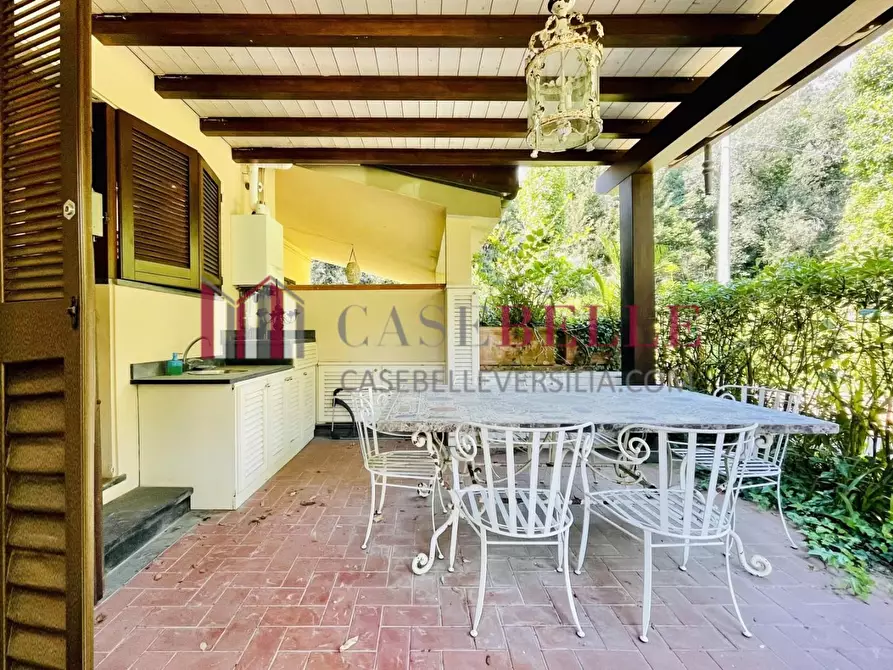 Immagine 33 di Appartamento in vendita  a Pietrasanta