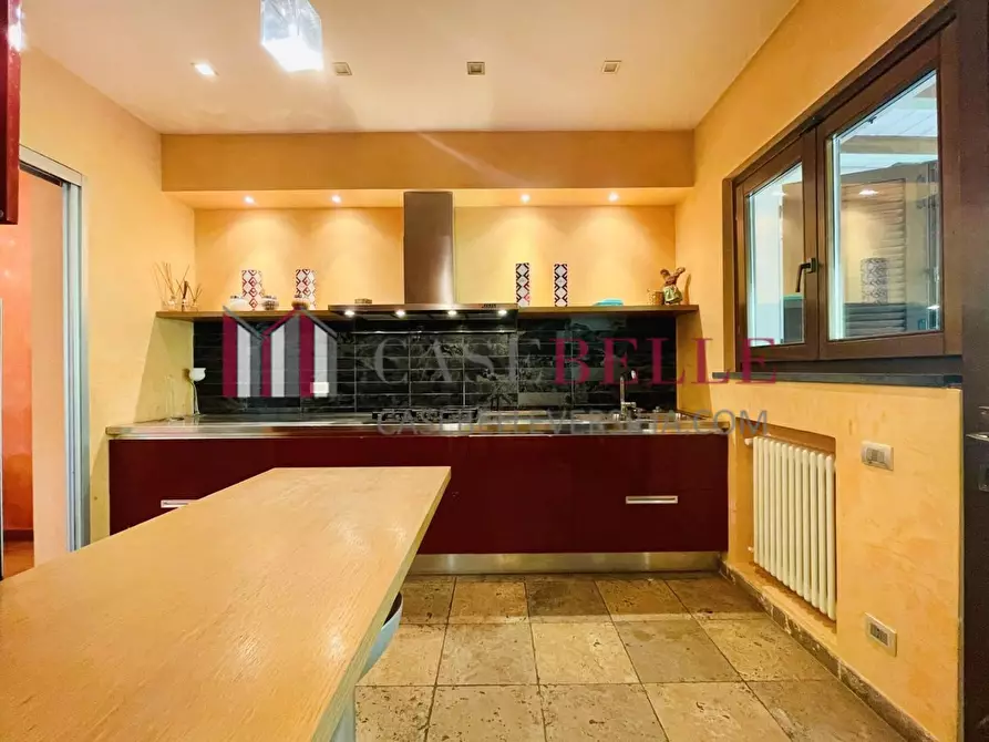 Immagine 3 di Appartamento in vendita  a Pietrasanta