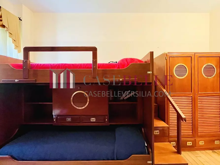 Immagine 28 di Appartamento in vendita  a Pietrasanta