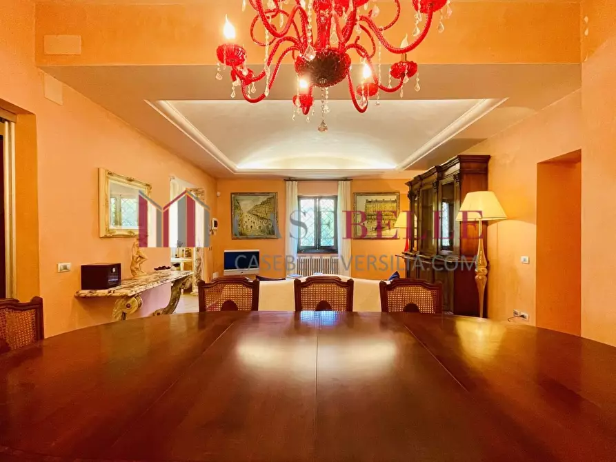 Immagine 1 di Appartamento in vendita  a Pietrasanta