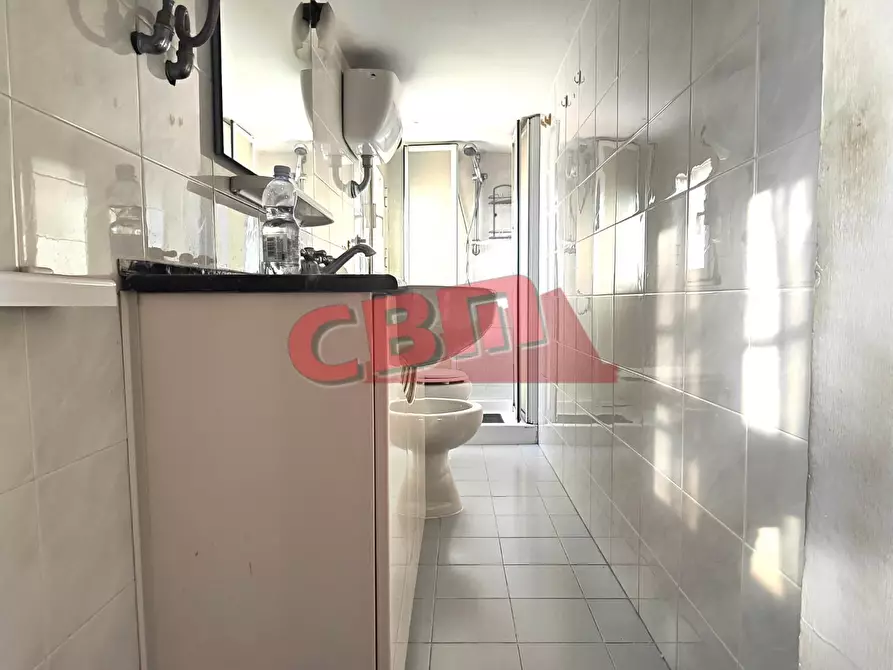 Immagine 17 di Appartamento in vendita  a Livorno