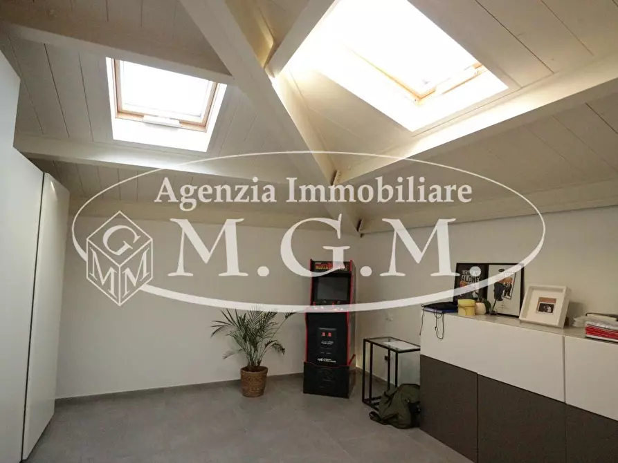 Immagine 17 di Casa indipendente in vendita  a Pontedera