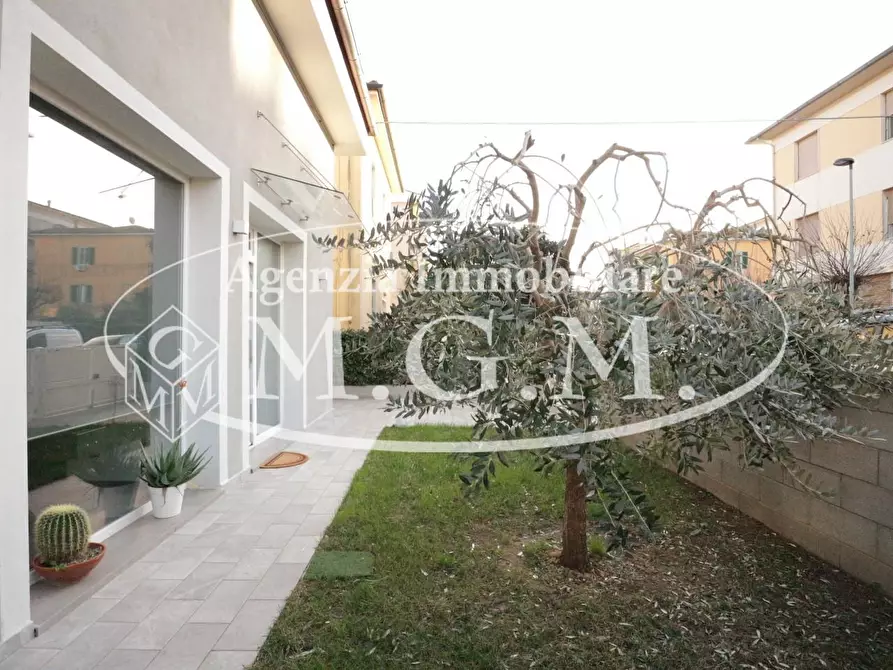 Immagine 42 di Casa indipendente in vendita  a Pontedera