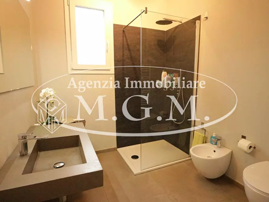 Immagine 35 di Casa indipendente in vendita  a Pontedera