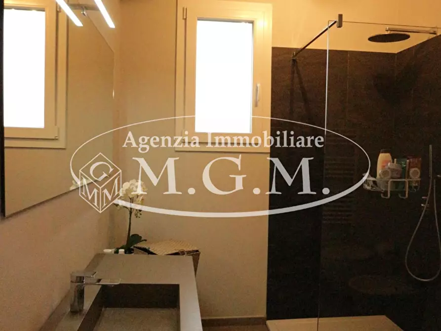 Immagine 33 di Casa indipendente in vendita  a Pontedera