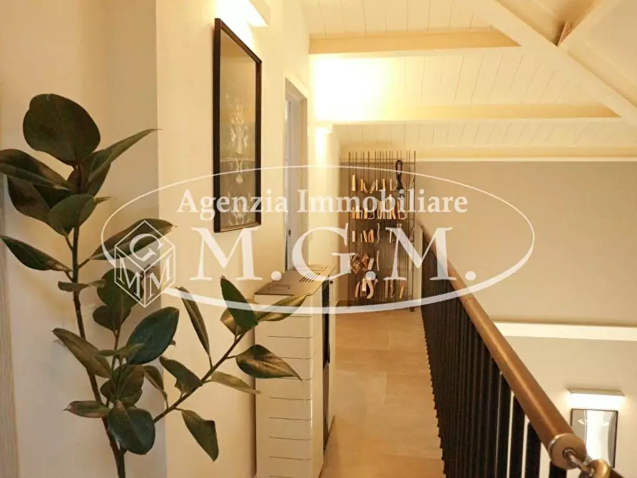 Immagine 13 di Casa indipendente in vendita  a Pontedera