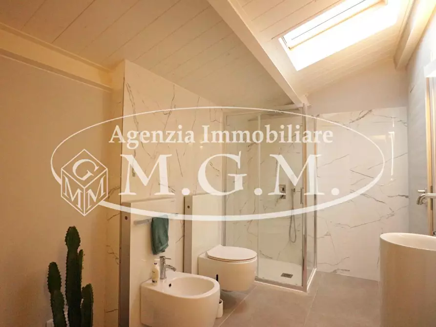 Immagine 24 di Casa indipendente in vendita  a Pontedera