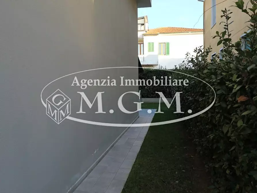 Immagine 43 di Casa indipendente in vendita  a Pontedera