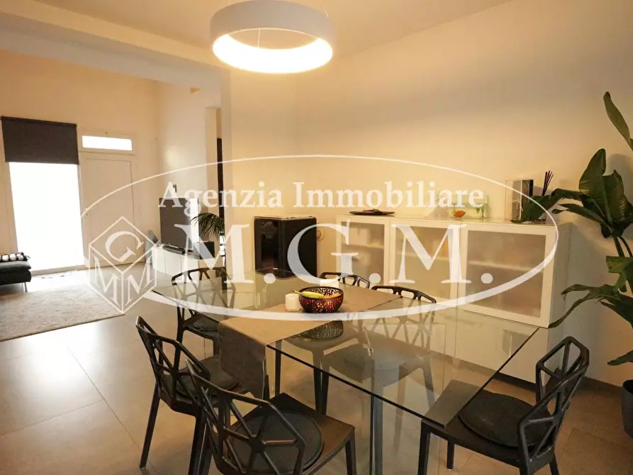 Immagine 9 di Casa indipendente in vendita  a Pontedera