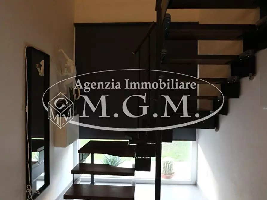 Immagine 11 di Casa indipendente in vendita  a Pontedera