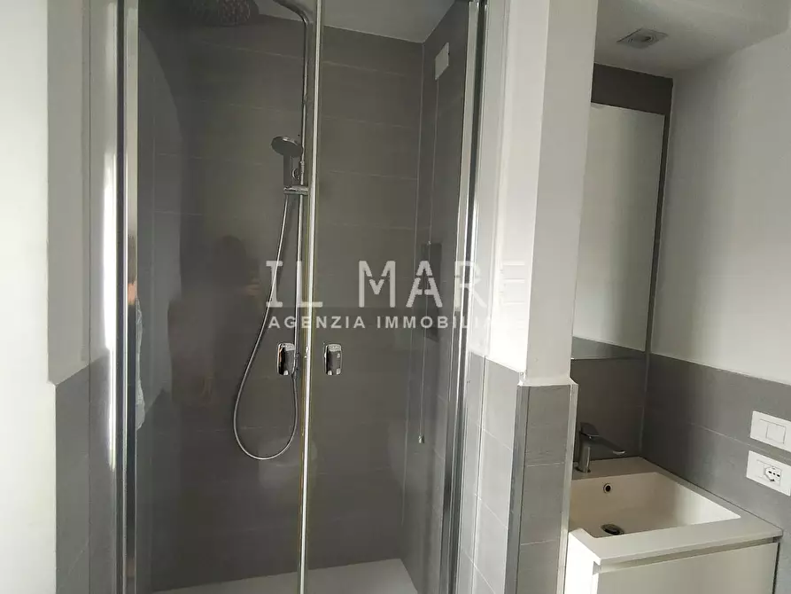 Immagine 15 di Appartamento in vendita  a Massa