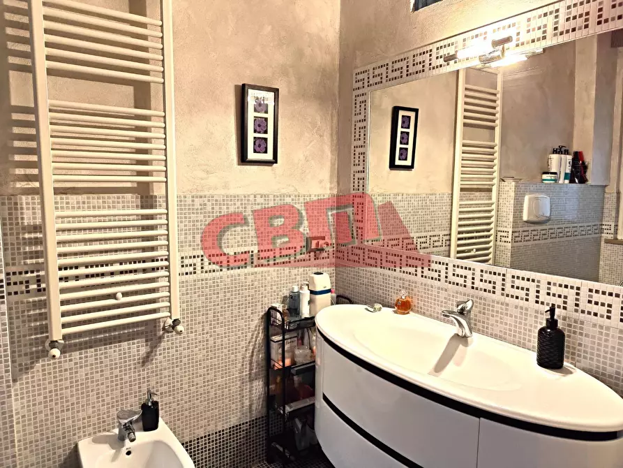 Immagine 19 di Appartamento in vendita  a Livorno