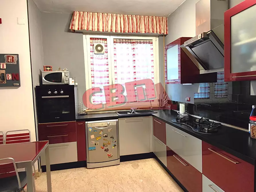 Immagine 8 di Appartamento in vendita  a Livorno