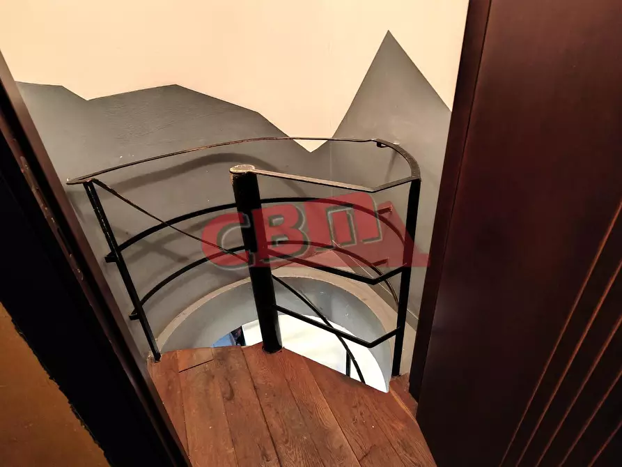 Immagine 24 di Appartamento in vendita  a Livorno