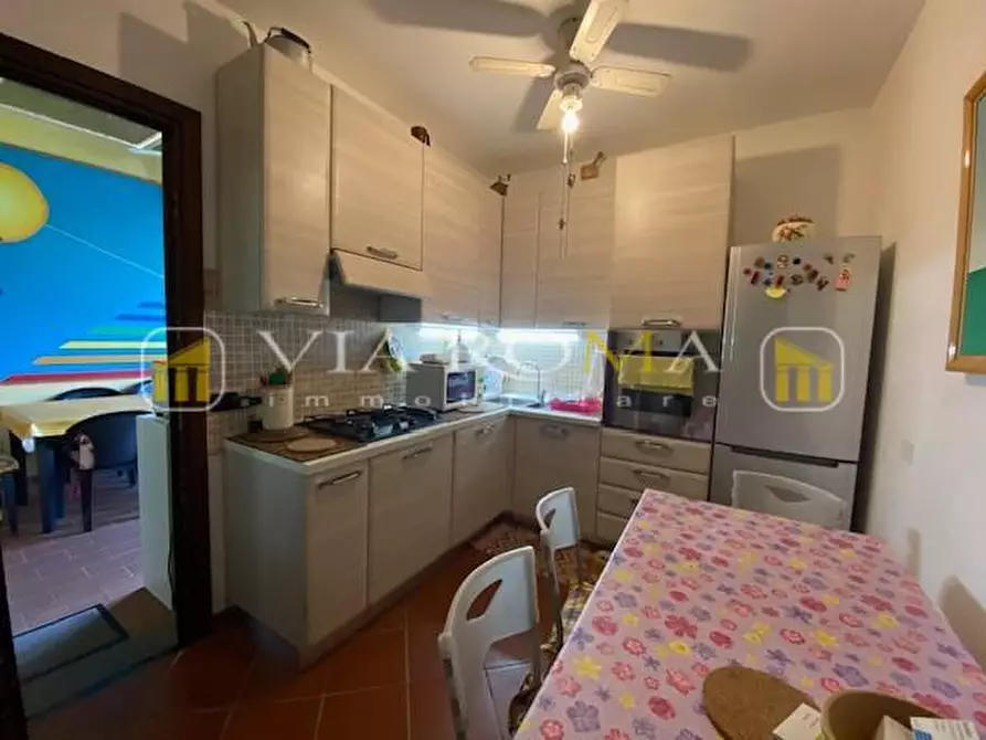 Immagine 31 di Appartamento in vendita  a Lucca