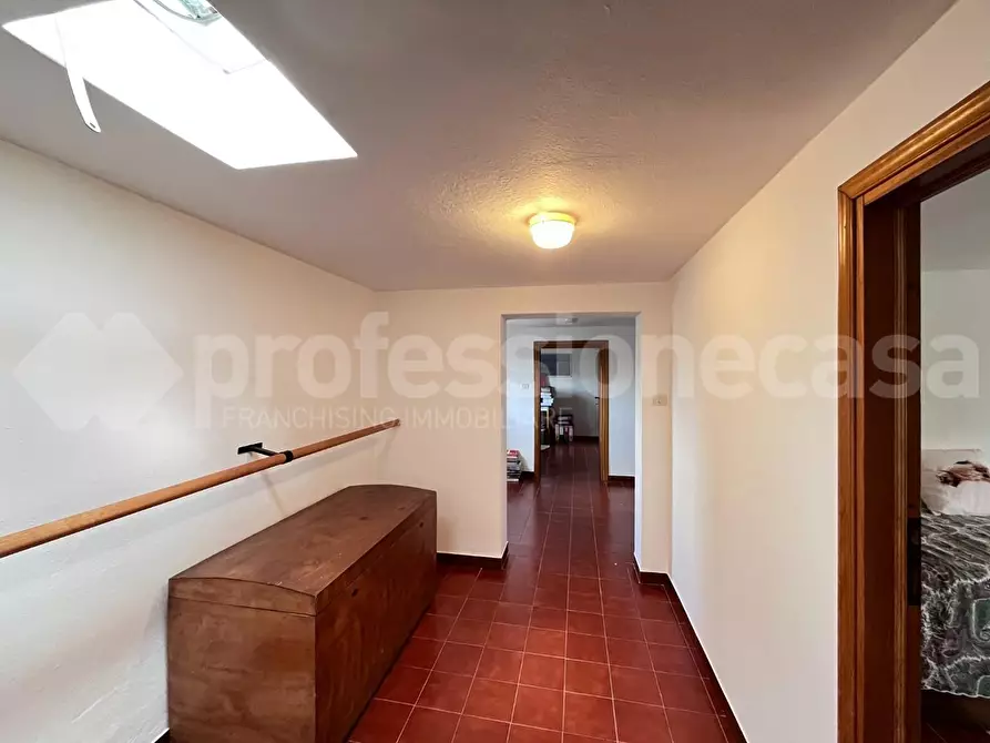 Immagine 26 di Villa in vendita  a Crespina Lorenzana