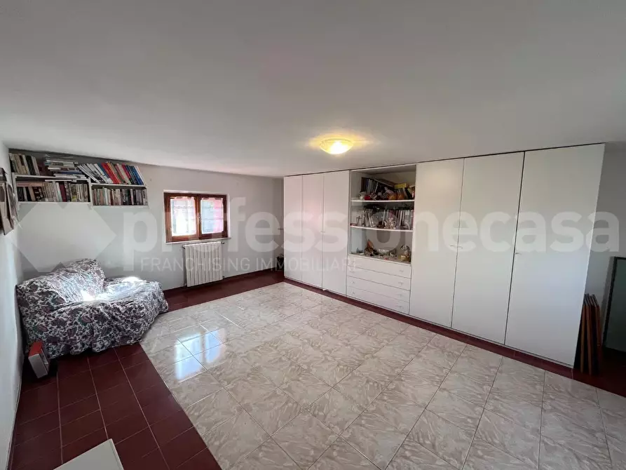 Immagine 28 di Villa in vendita  a Crespina Lorenzana