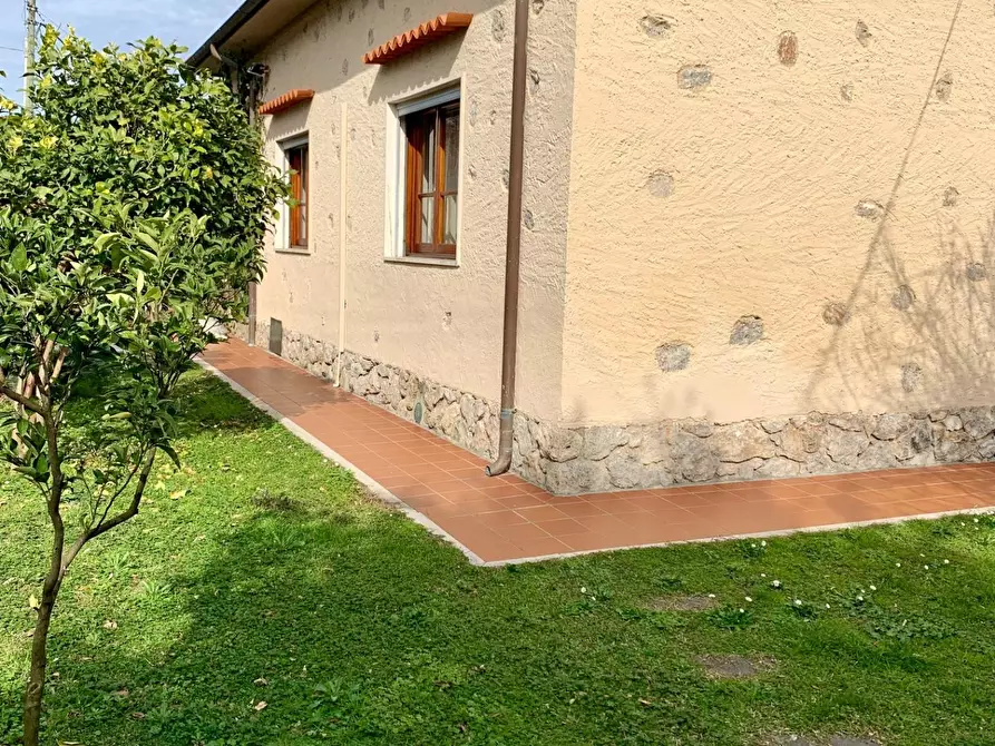 Immagine 36 di Casa semindipendente in affitto  a Forte Dei Marmi