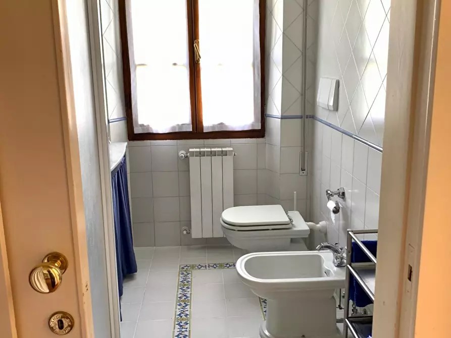 Immagine 35 di Casa semindipendente in affitto  a Forte Dei Marmi