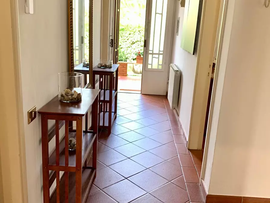 Immagine 41 di Casa semindipendente in affitto  a Forte Dei Marmi