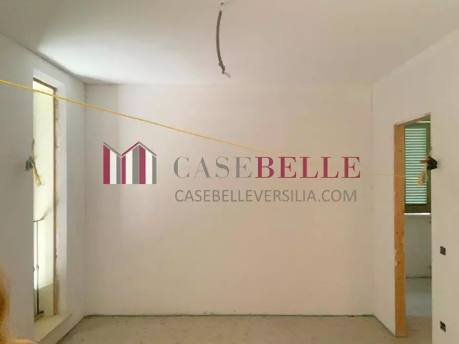 Immagine 8 di Casa indipendente in vendita  a Massarosa