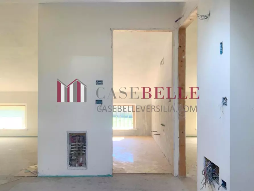 Immagine 14 di Casa indipendente in vendita  a Massarosa