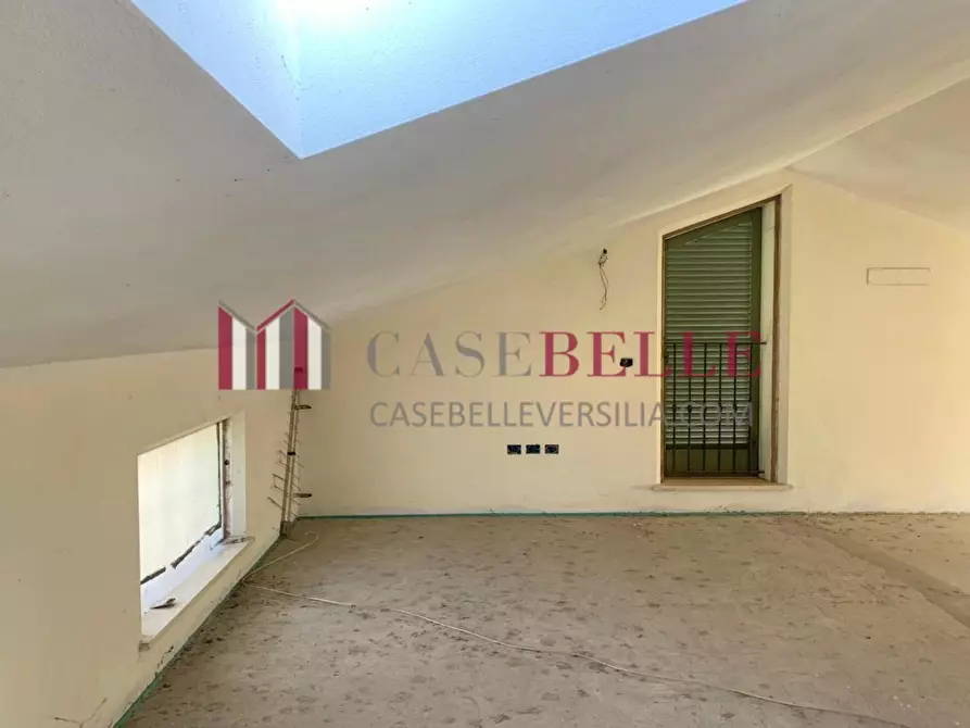 Immagine 19 di Casa indipendente in vendita  a Massarosa