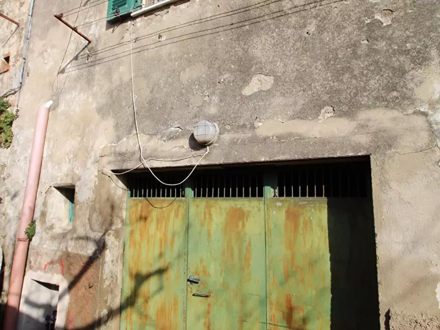 Immagine 10 di Appartamento in vendita  a Chiusdino