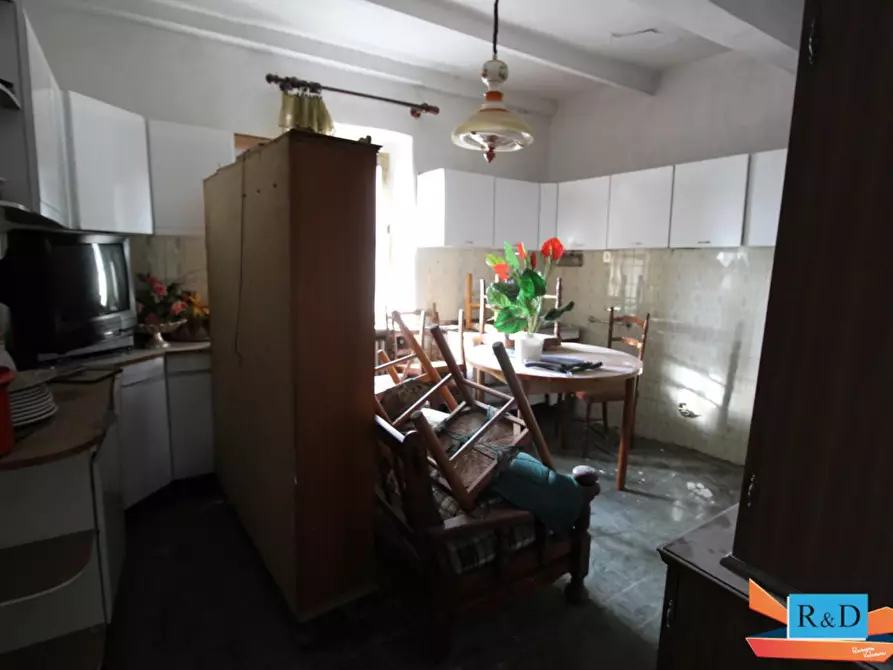 Immagine 2 di Appartamento in vendita  a Chiusdino