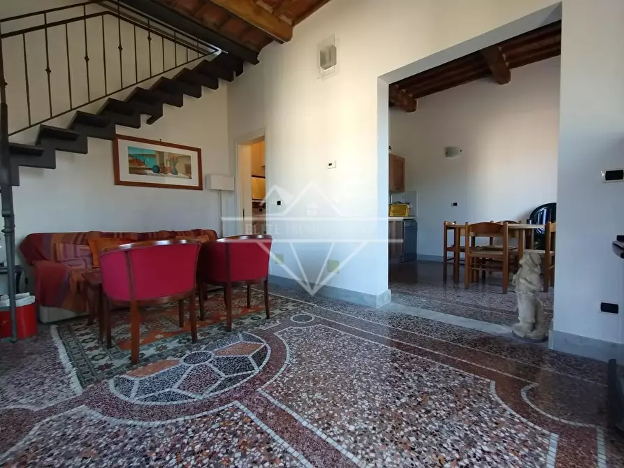 Immagine 6 di Casa semindipendente in vendita  a Carrara