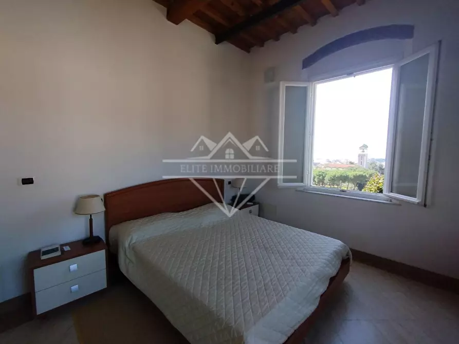 Immagine 8 di Casa semindipendente in vendita  a Carrara