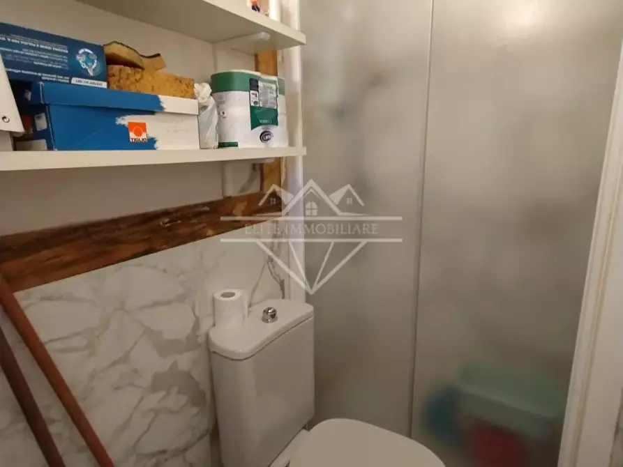 Immagine 19 di Casa semindipendente in vendita  a Carrara