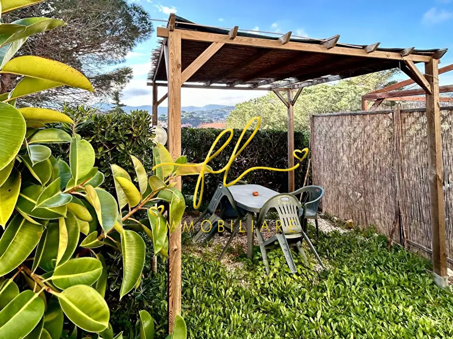 Immagine 3 di Appartamento in vendita  a Portoferraio