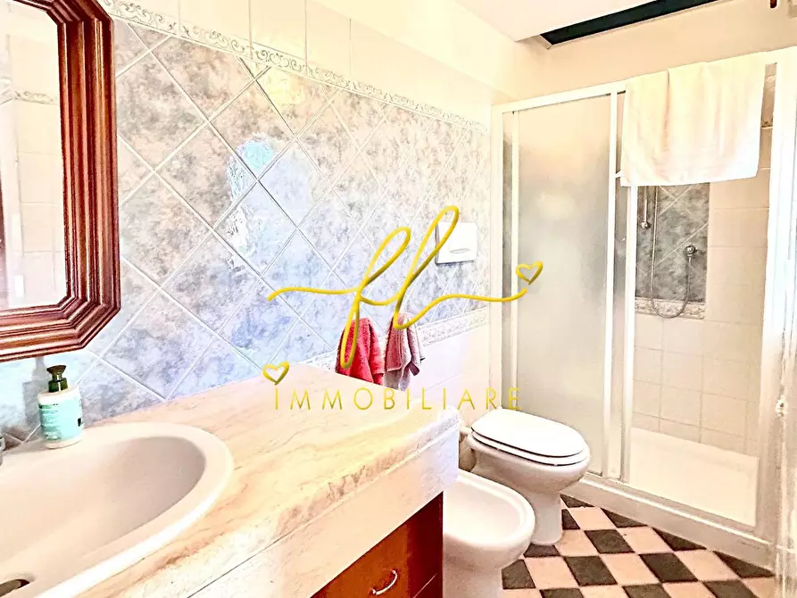 Immagine 12 di Appartamento in vendita  a Portoferraio