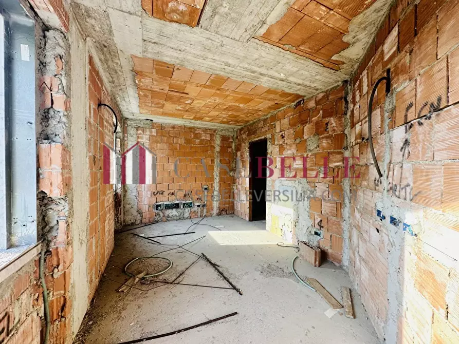 Immagine 11 di Casa indipendente in vendita  a Seravezza