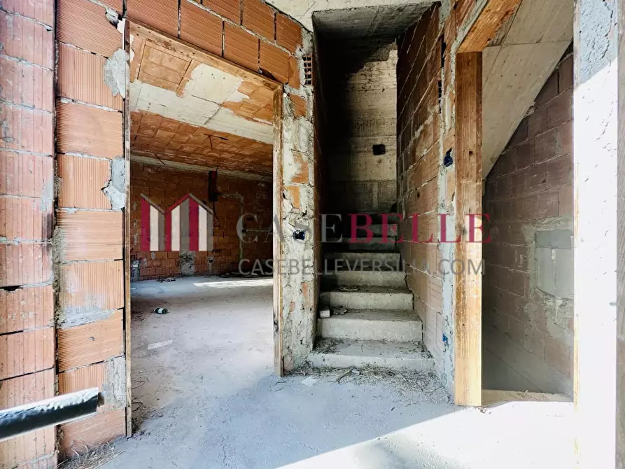 Immagine 2 di Casa indipendente in vendita  a Seravezza