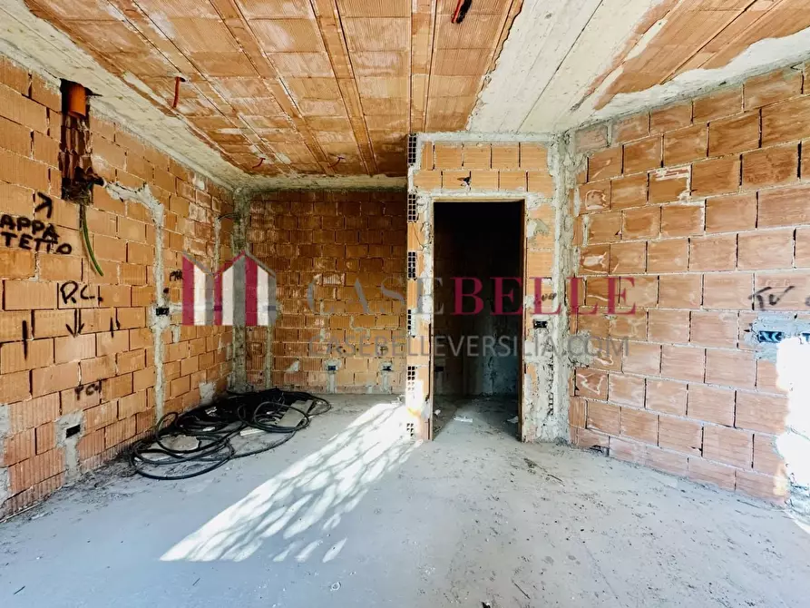 Immagine 4 di Casa indipendente in vendita  a Seravezza