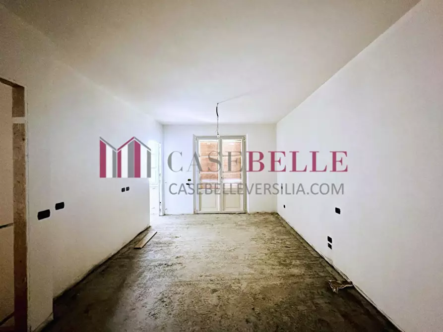 Immagine 8 di Villetta a schiera in vendita  a Seravezza