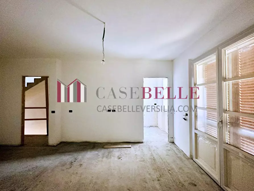 Immagine 9 di Villetta a schiera in vendita  a Seravezza