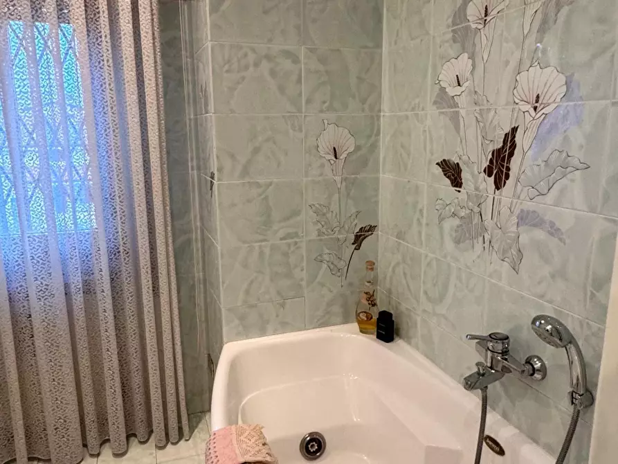 Immagine 27 di Casa indipendente in vendita  a Pietrasanta