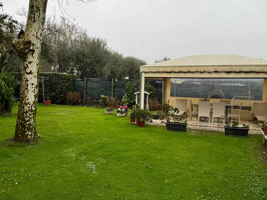 Immagine 29 di Casa indipendente in vendita  a Pietrasanta