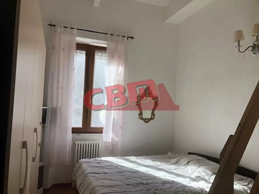 Immagine 33 di Casa colonica in vendita  a Molazzana