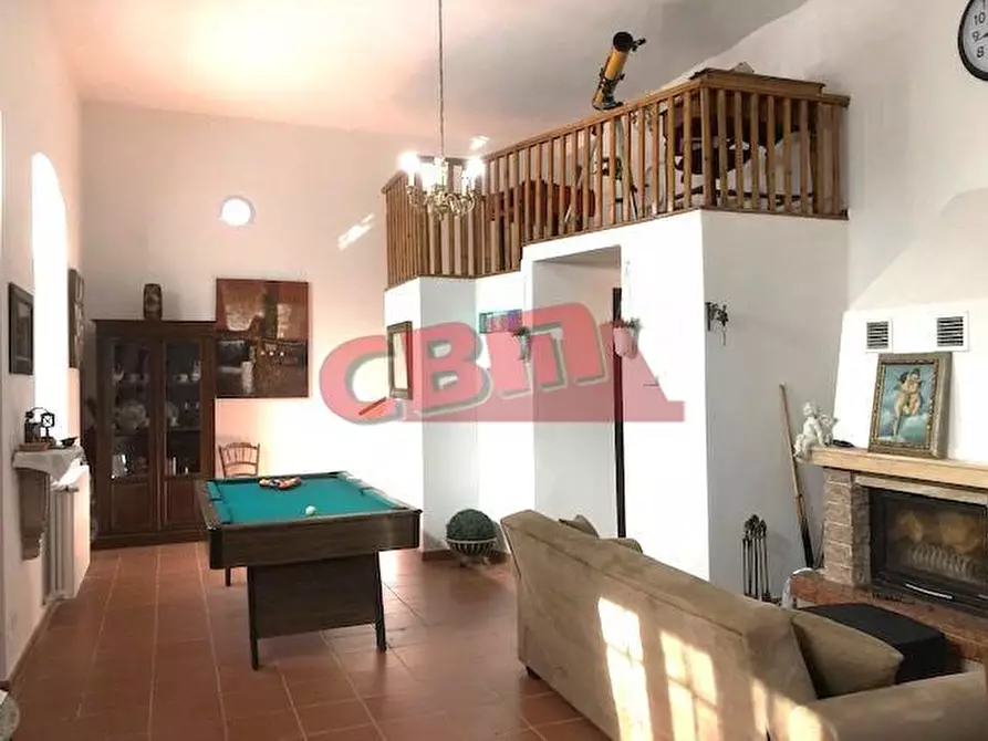 Immagine 15 di Casa colonica in vendita  a Molazzana