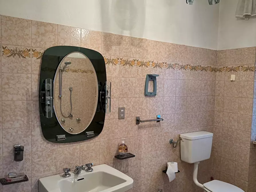 Immagine 5 di Appartamento in affitto  a Pietrasanta