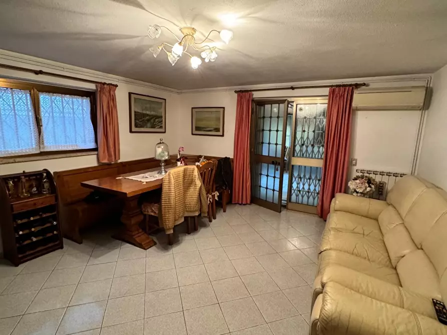 Immagine 2 di Appartamento in affitto  a Pietrasanta