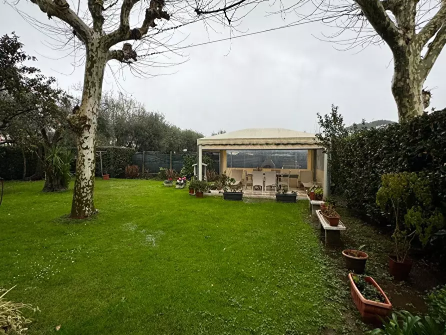 Immagine 3 di Appartamento in affitto  a Pietrasanta